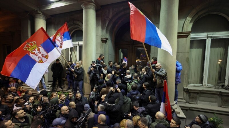Izborne manipulacije, korupcija i neprijateljski narativ: Srbija u očima Freedom House