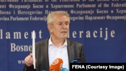 Bosna i Hercegovina, Potpredsjednik Federacije Bosne i Hercegovine Refik Lendo (SDA) na konferenciji za medije 31- marta 2023. godine.