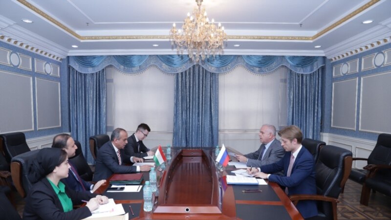 Посла РФ в Душанбе вызвали в МИД Таджикистана в связи с массовыми задержаниями таджикских граждан в России