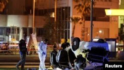 Перевернутый автомобиль нападавшего. Тель-Авив, 7 апреля 2023 года