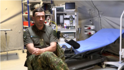 „Sportul este politică”: Un star al fotbalului ucrainean devine medic militar 