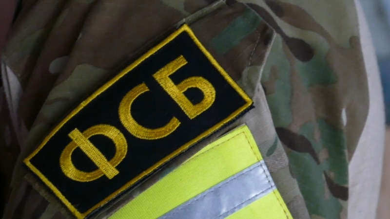 ФСБ Чеченстандагы 2000-жылдагы кол салууга шектүү киши кармалганын билдирди 