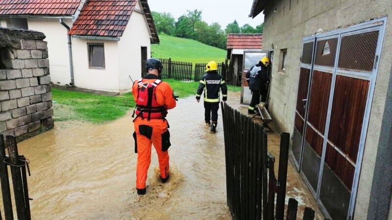 Вонредна состојба во западна Србија поради обилните врнежи