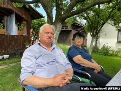 Pero i Ana Grebenar, koji su izgubili dvoje djece u juna 1993, nisu optimistični da će odgovorni biti procesuirani.