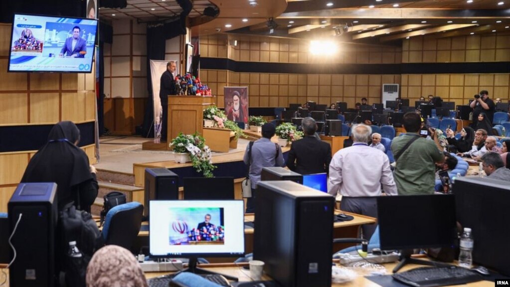 ستاد انتخابات وزارت کشور در روز ثبت‌نام نامزدهای انتخابات ریاست‌جمهوری چهاردهم