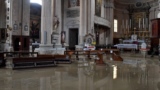 O biserică din&nbsp;Castel Bolognese a fost&nbsp;inundată în urma ploilor abundente din regiunea Emilia Romagna. Fotografie făcute pe&nbsp; 18 mai 2023. REUTERS/Jennifer Lorenzini&nbsp;