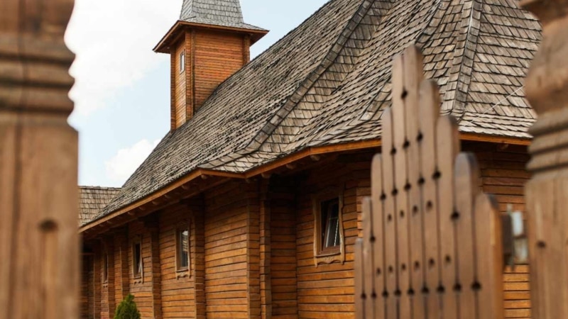 Biserica din lemn din Cricova a trecut la Mitropolia Basarabiei