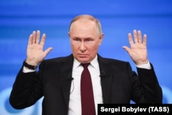Президент России Владимир Путин во время программы «Итоги года» в Гостином дворе. Россия, Москва, 14 декабря 2023 года