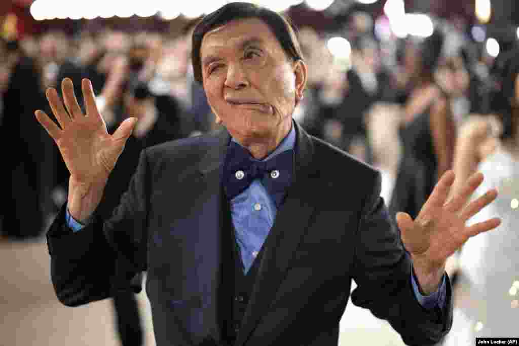 James Hong stiže na dodjelu Oscara u nedjelju, 12. marta 2023., u Dolby Theatre u Los Angelesu.