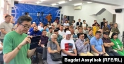 Гости на презентации доклада «Стрелять на поражение...». Алматы, 5 июня 2023 года