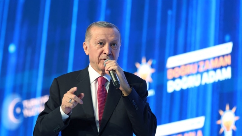 Erdogan obećao jaku Tursku 'da ne bi pala pod jaram političkog i ekonomskog ropstva'