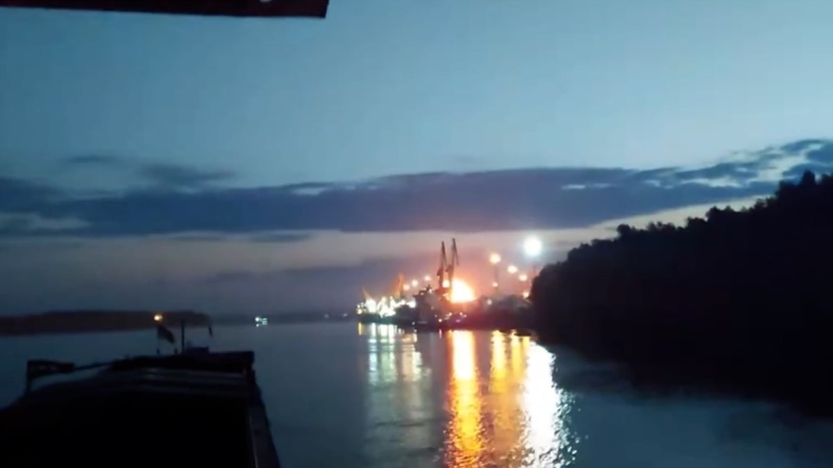 Naval drone explodes after capture in Romanian port barriers