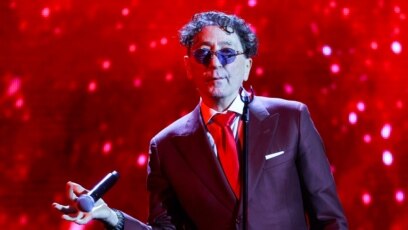 Үлкен лабияның жеке ресейлік фотосуреті