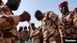 Glasanje vojnika na predsjedničkim izborima, N'djamena, Čad, 5. maja 2024.