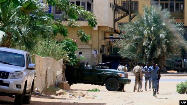 Vojska raspoređena u Kartumu