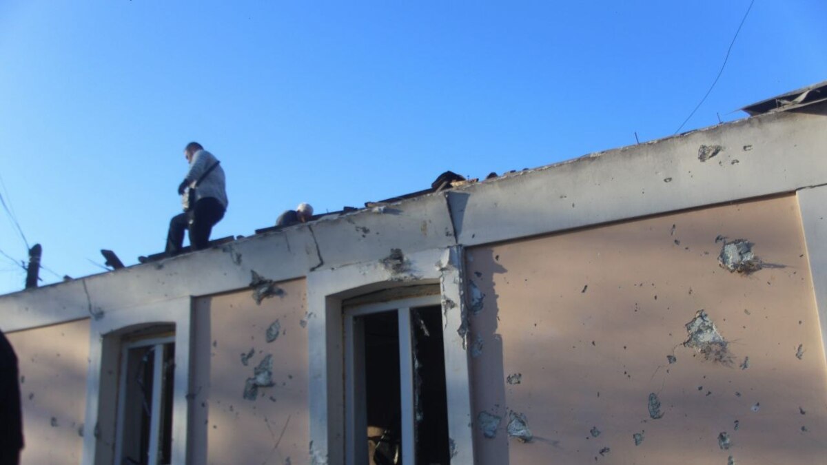 у Миколаєві через падіння уламків пошкоджені будинки, поранені 11 людей