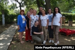 Катерина Матвійчук з колегами з Киселівки й волонтерками з Дніпра, червень 2023 року