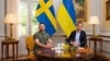 Ukrajinski predsednik Volodimir Zelenski na sastanku sa švedskim premijerom Ulfom Kristersonom, Švedska, 19. avgust 2023.