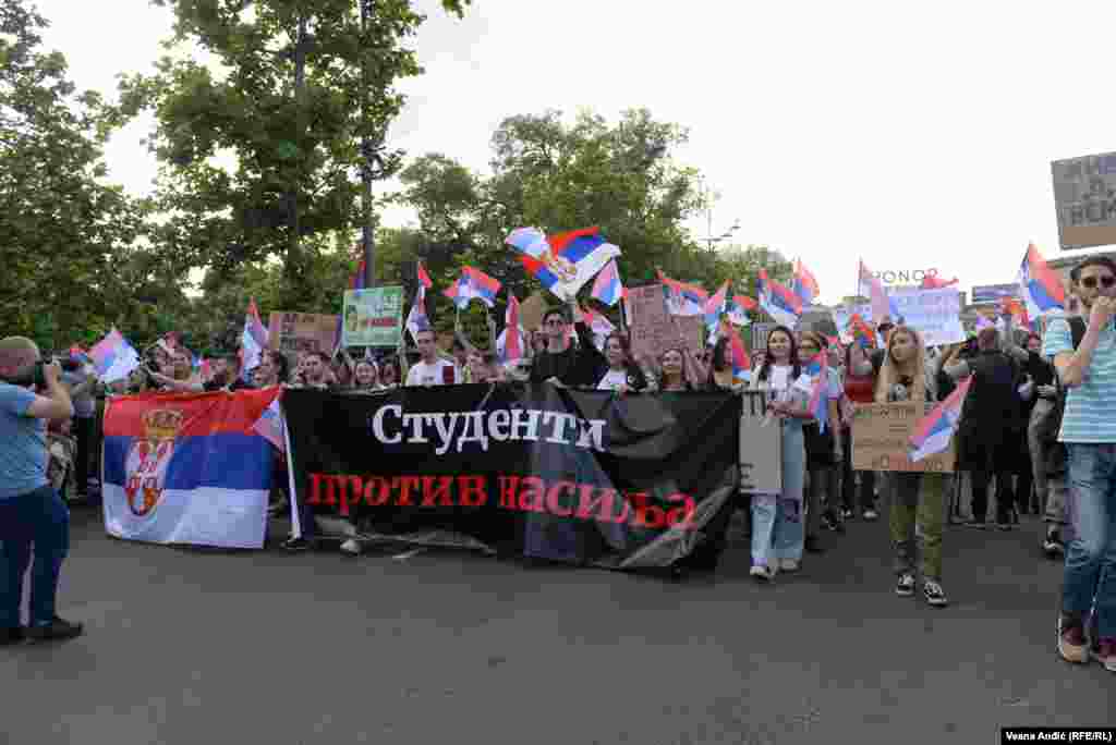 &quot;Studenti protiv nasilja&quot;, jedna je od poruka sa protesta u Beogradu 9. juna 2023.