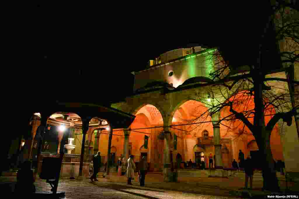 The inner courtyard of the 16th-century Gazi Husrev-beg Mosque was also illuminated. It is the largest historic mosque in Bosnia-Herzegovina and one of the most representative Ottoman structures in the Balkans.