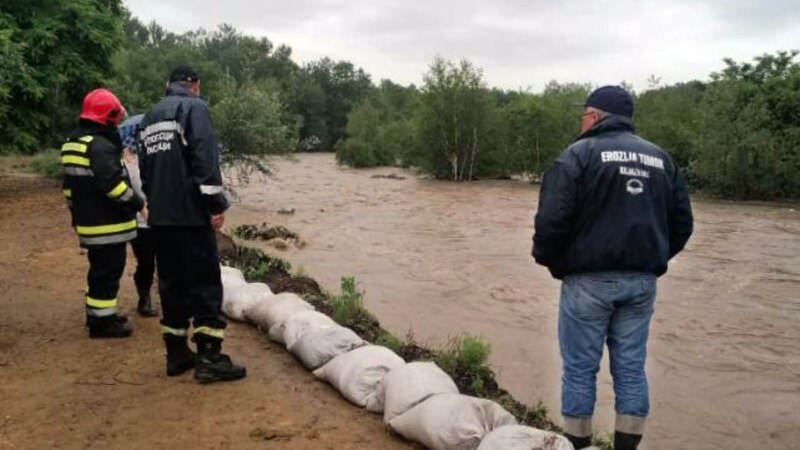 Zbog poplava vanredna situacija u 52 mjesta u Srbiji