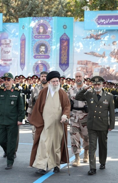 Неговата държава Иран беше нападната и поставена на колене но