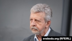 Аляксандар Мілінкевіч, архіўнае фота