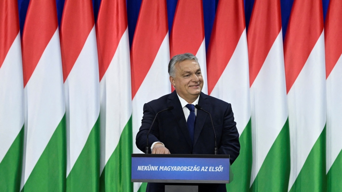 3 perc: Bár a kormányoldalon is érezhető a felháborodás, Orbán évértékelőjében mégsem esett szó az áldozatokról