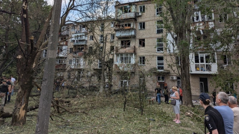 Tri osobe ubijene u ruskom raketnom udaru na igralište u Mikolajevu, izjavio Zelenski