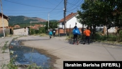 Romska mahala u Gračanici, meštani strepe od zaraze na +35