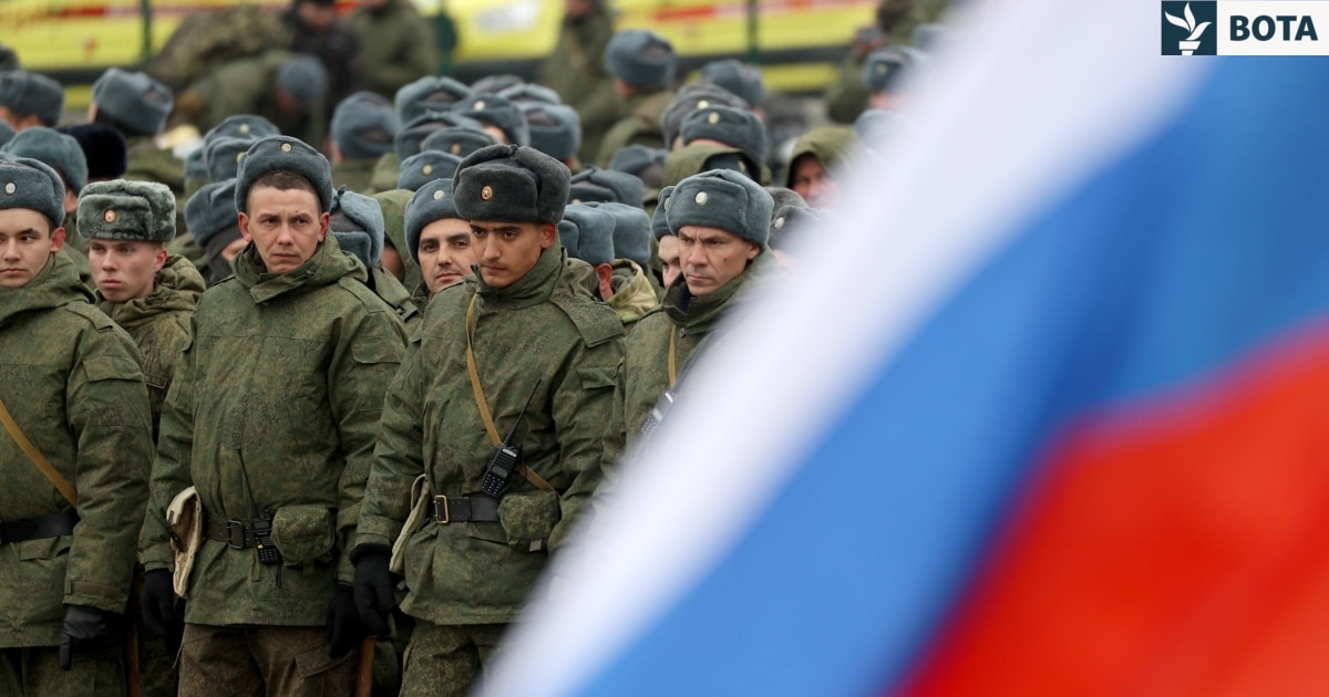 Dekreti i Putinit detyron të huajt në Rusi të nënshkruajnë kontratë me ushtrinë