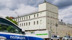 Diňle: 'Iş kesilen musulmanlaryň ýagdaýy indi has erbet bolar'