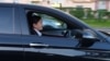 "Некоторые первый раз видят девушку-водителя": кыргызстанка водит такси в Москве и рассказывает об этом в блоге 