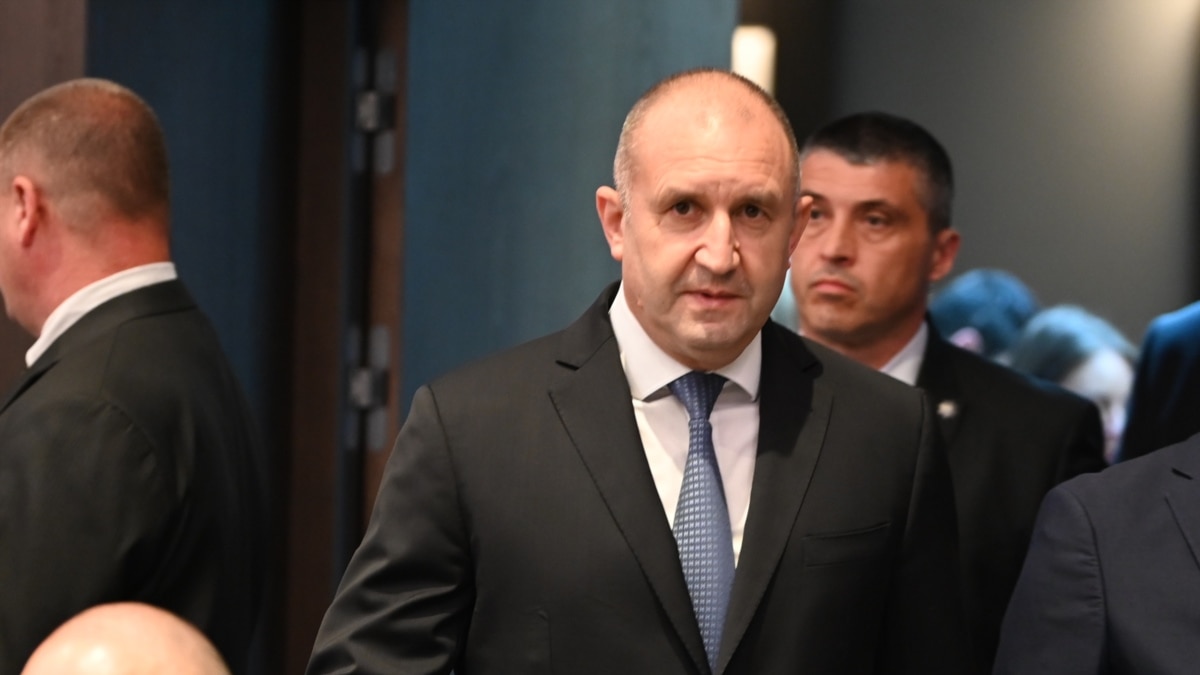 Президентът Румен Радев критикува партиите в парламента, които отхвърлиха референдума