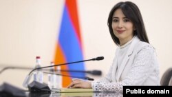 ՀՀ ԱԳՆ խոսնակ Անի Բադալյան, արխիվ