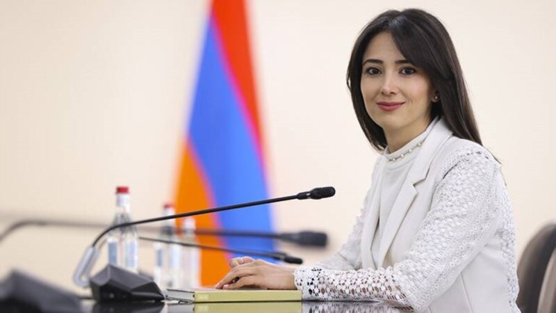 В интерпретации российской стороны присутствует явное противоречие – МИД Армении
