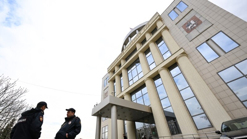 Մոսկվայի դատարանը ձերբակալության օրդեր է տվել «Վեսնա» շարժման ևս երկու անդամի