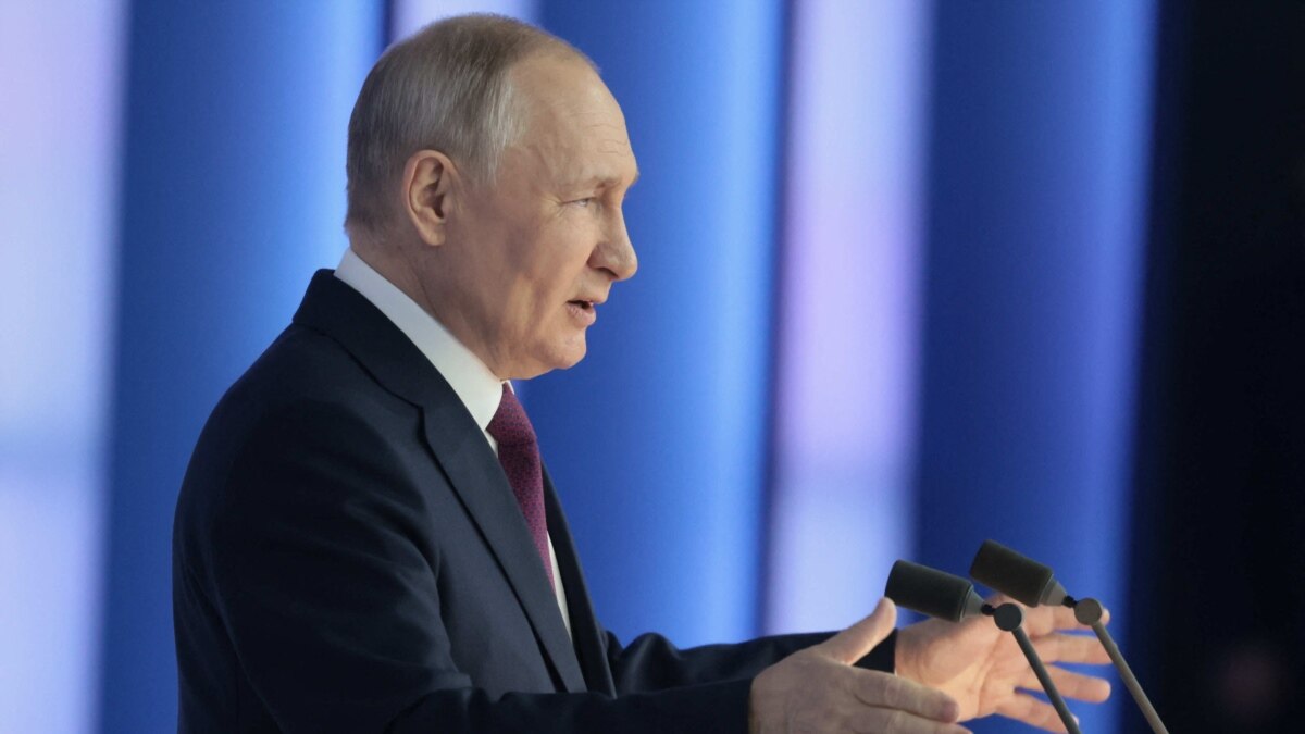 Руското военно ръководство вероятно се опитва да убеди президента Владимир