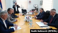 Sastanak načelnika Opštine Srebrenica Mladena Grujičića sa Miloradom Dodikom, predsjednikom RS i Radovanom Viškovićem, entitetskim premijerom.