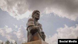Нимпайкараи Абуалӣ Ибни Сино