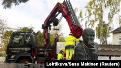 Ultima statuie a lui Lenin din Finlanda, cea din orașul Kotka, a fost îndepărtată la 4 octombrie 2022. 
