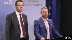 Станислав Анастасов от ДПС и Делян Добрев от ГЕРБ предложиха преговорите за нови мощности на АЕЦ „Козлодуй“ да се водят само с една фирма.