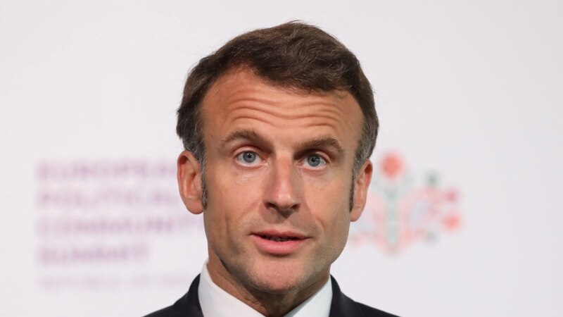 Francuski ambasador u Nigeru je doslovno talac, kaže Macron