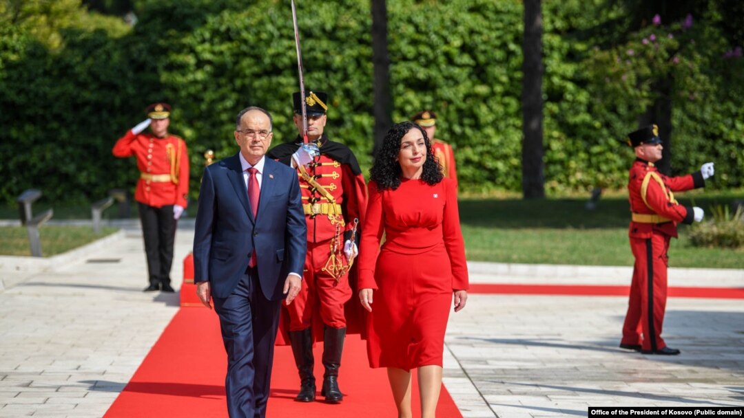 Албанија - Косовската претседателка Вјоса Османи се сретна со албанскиот претседател Бајрам Бегај за време на официјалната посета на Тирана, 4 септември 2023 година