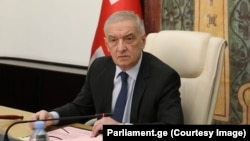 გია ვოლსკი.
