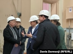 Premierul Dorin Recean și ambasadorul SUA în Moldova, Kent Logsdon au inspectat lucrările de construcție a viitorului Institut Naţional de Inovaţii în Securitatea Cibernetică „Cybercor”.