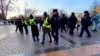 حمله پلیس مسکو به خبرنگاران در جریان تجمع ضدجنگ