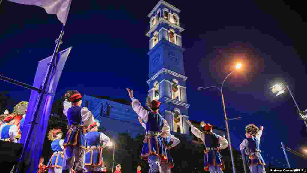 Në Kosovë po mbahet edicioni i dytë i&nbsp;Festivalit Ndërkombëtar të Vallëzimit dhe Arteve, Newborn Festival.