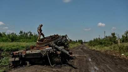 Украинските сили казаха че са пробили първата отбранителна линия на