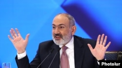 Armenia - Prime Minister Nikol Pashinian at a press conference in Yerevan, May 7, 2024.
